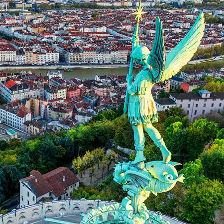 Lyon